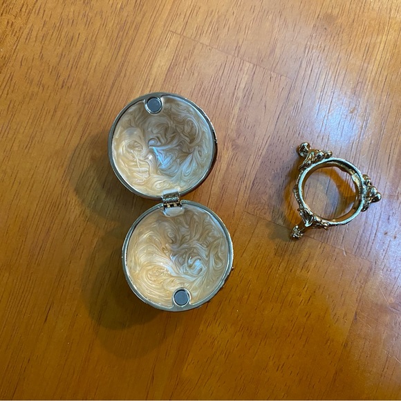 Fabrege Style Egg Trinket Box NIB - Picture 4 of 5